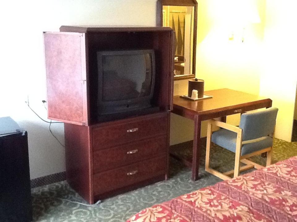 Regency Inn And Suites Baldwin Park Extérieur photo