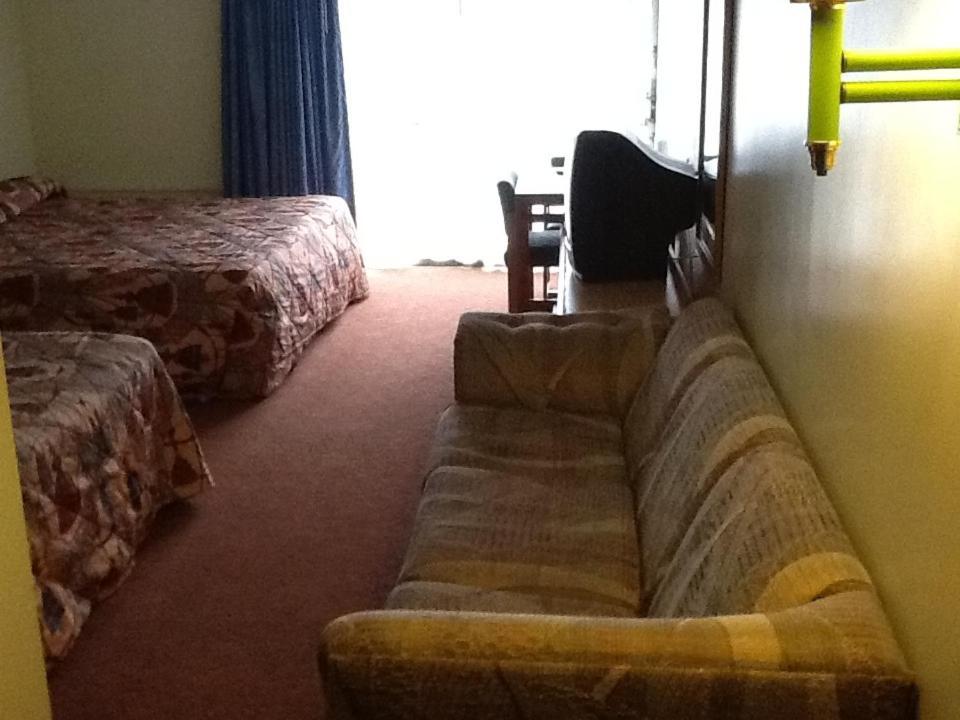 Regency Inn And Suites Baldwin Park Extérieur photo